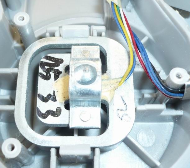 Cauze ale deteriorarii solzelor electronice ale podelei. Cum să remediați o defecțiune cu propriile mâini?