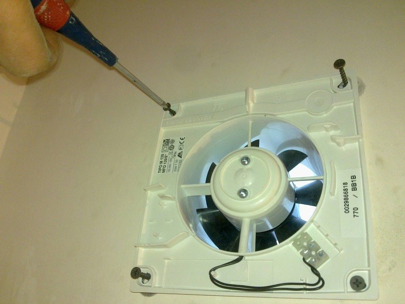 Ventilatorul face zgomot sau zgârie - de ce a început să facă zgomot și cum să reducă zgomotul ventilatorului