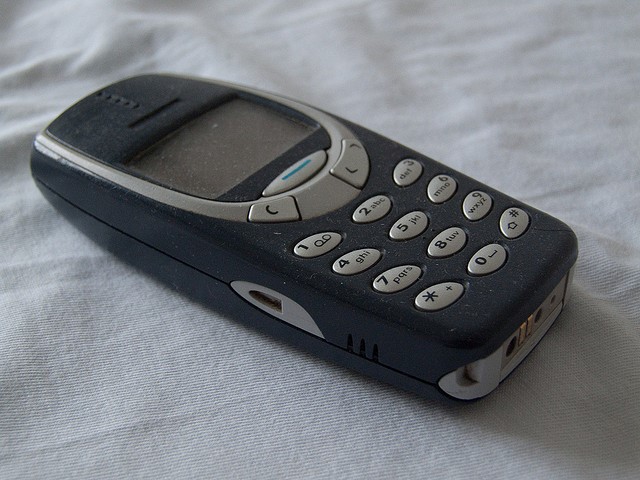 Primele telefoane mobile