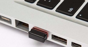 Conectați un mouse fără fir la un laptop
