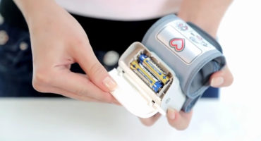 Repararea tonometrului „Do-it-yourself”: care sunt cauzele defecțiunilor și cum se pot repara?