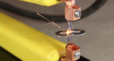 DIY mikroviļņu uzlīmētājs
